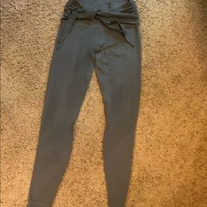 Lululemon Align Pant 28" *Wrap Waist Leggings